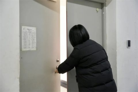 我校开展宿舍应急疏散演练活动