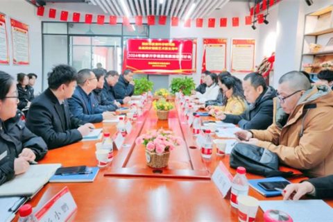 西安市教育科学研究院院长解慧明一行走进我校开展课堂观察活动