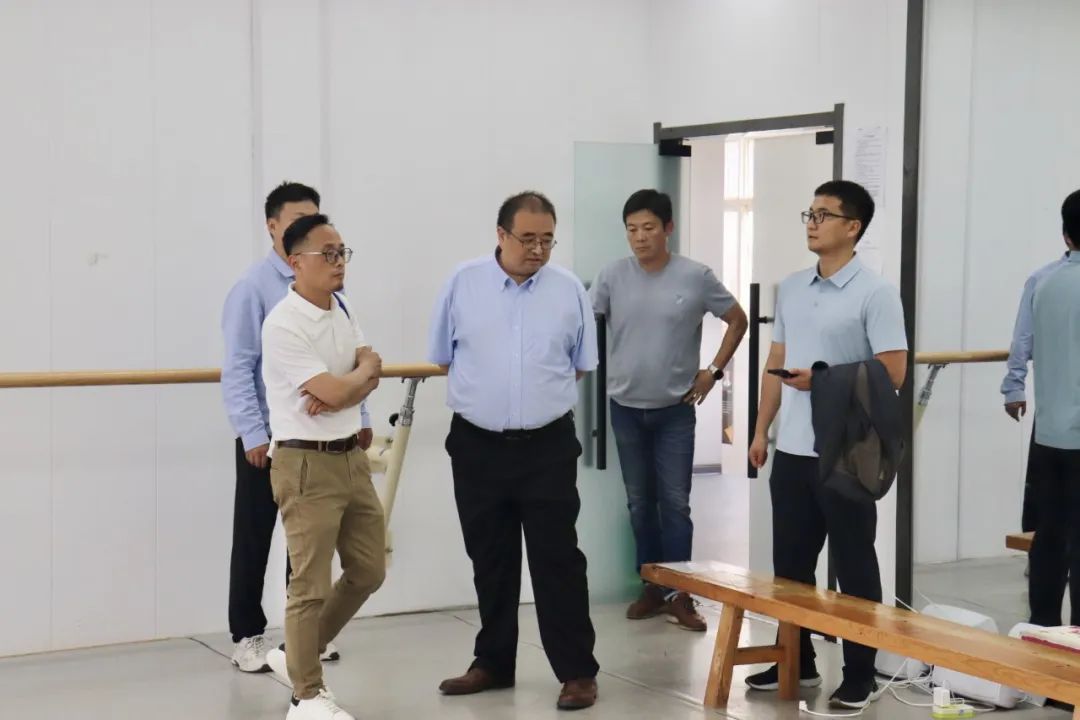 渭南师范学院莫斯科艺术学院访企拓岗代表团来我校调研交流