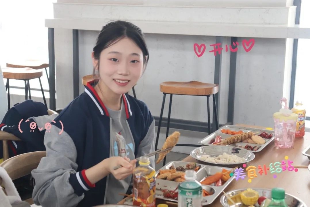 Yummy！yummy！西安博雅艺术职业高中校园美食节