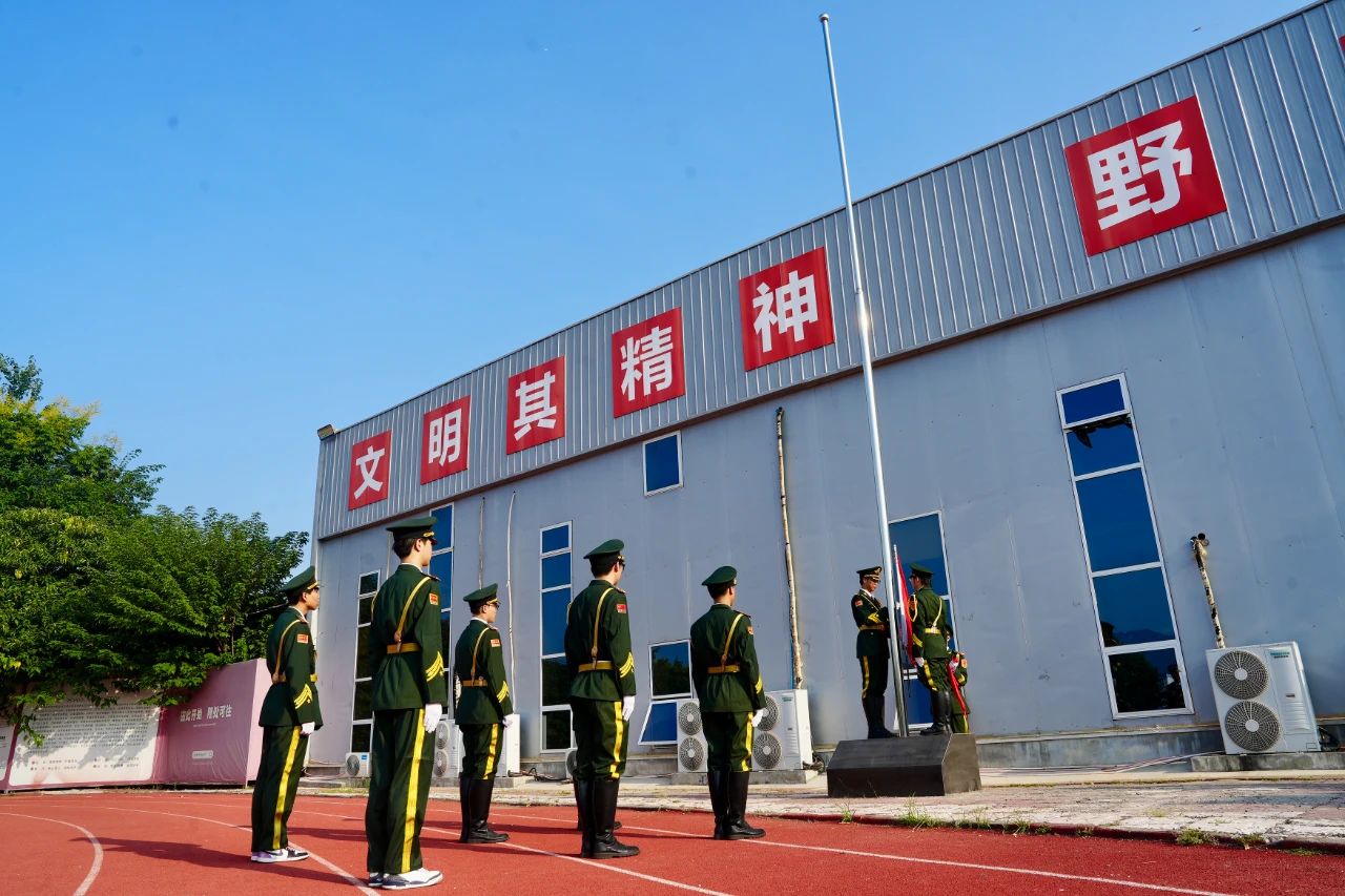 开学N个瞬间，你认真的样子真美~