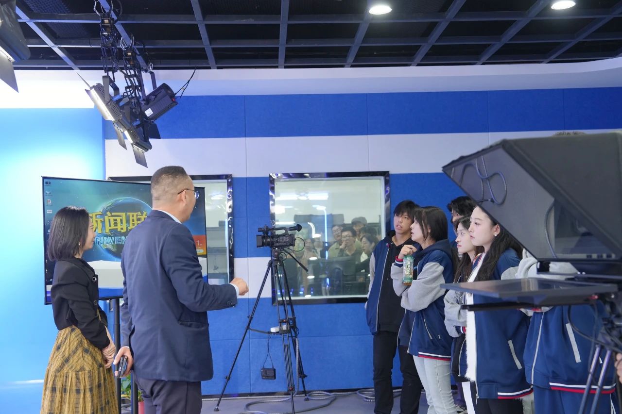 交流促发展 研学共筑梦 | 西安博雅艺术职业高中师生赴陕西青年职业学院开展交流研学活动