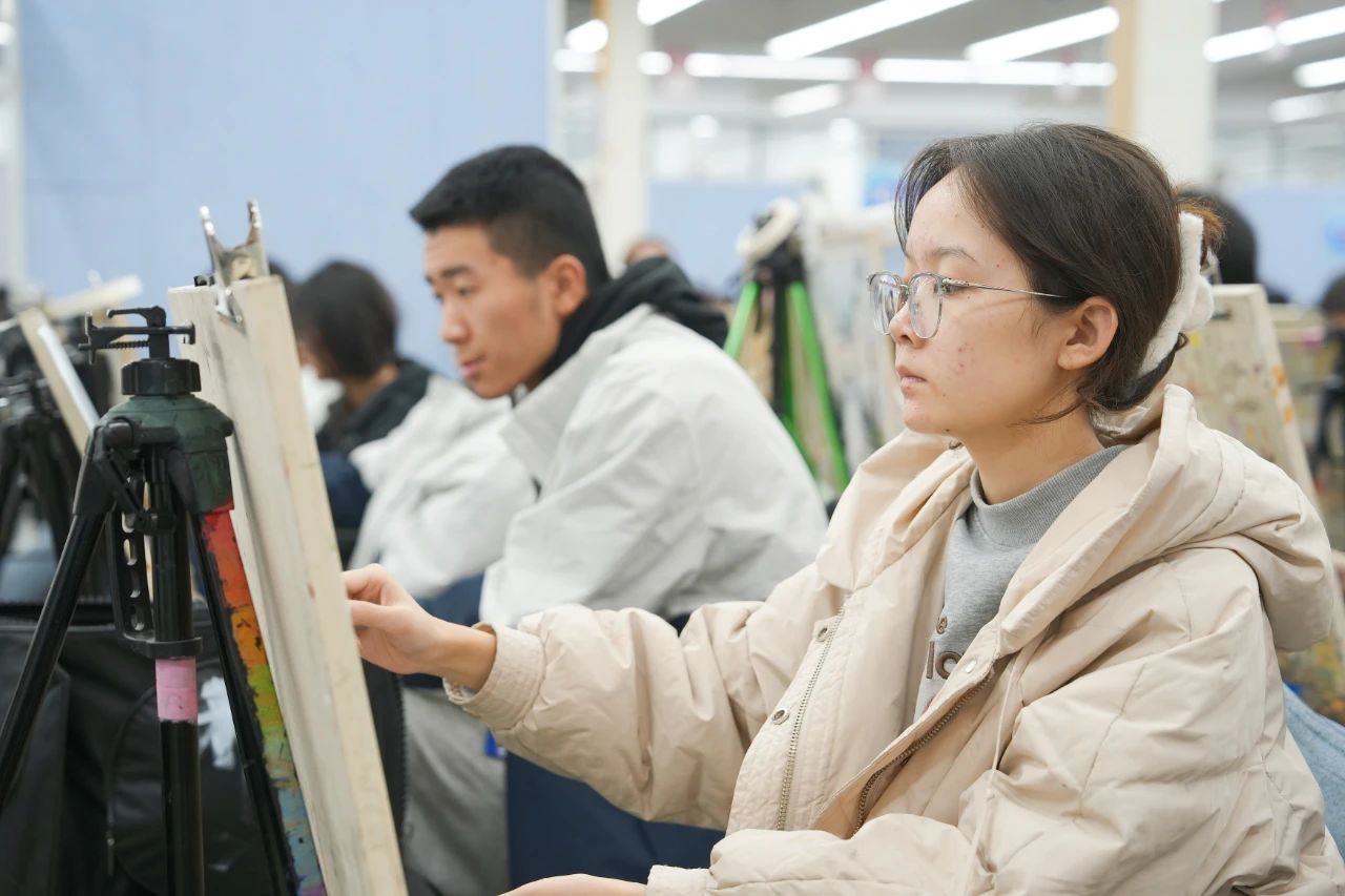 我校2025届陕西省美术类基础教学与交流——第二次模拟考试顺利举行