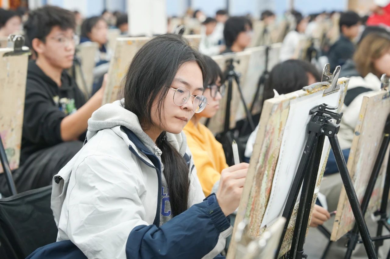 我校2025届陕西省美术类基础教学与交流——第二次模拟考试顺利举行