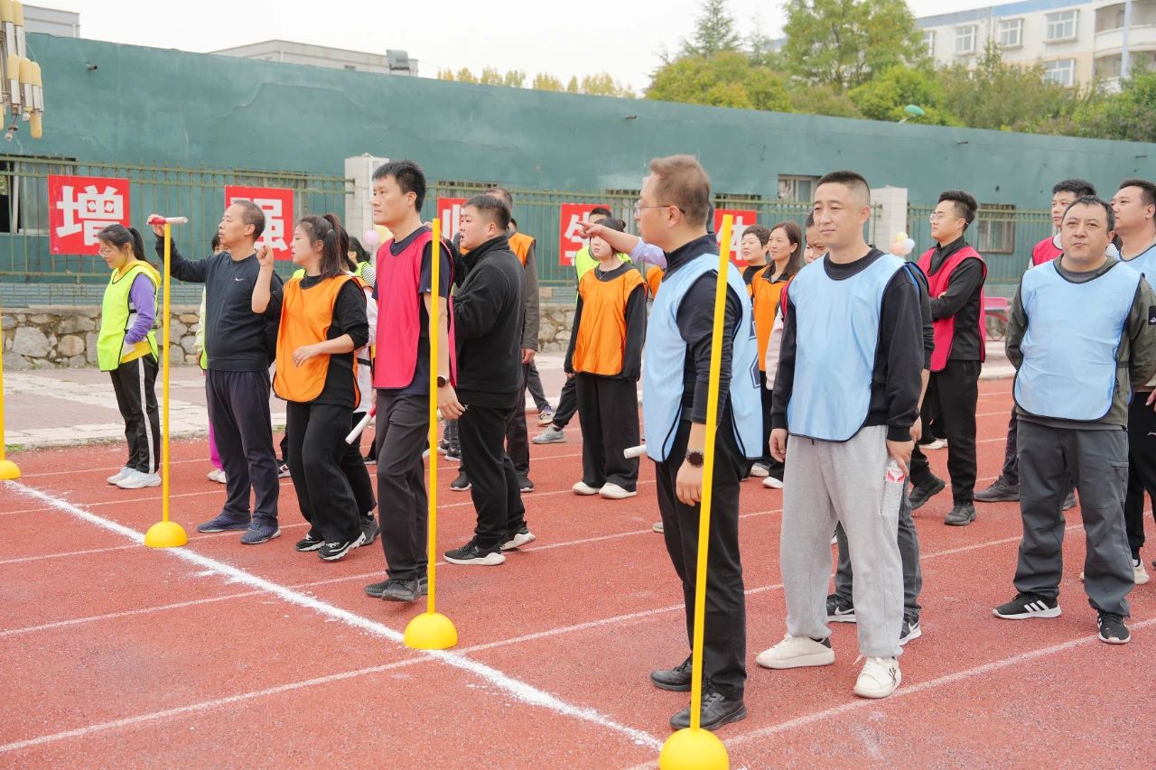 “魅力黄良 共赢未来”2024年黄良街道秋季运动会在我校圆满举行