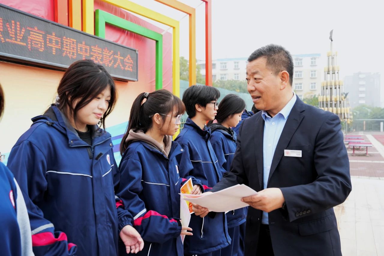 荣誉与掌声，为你们而来！