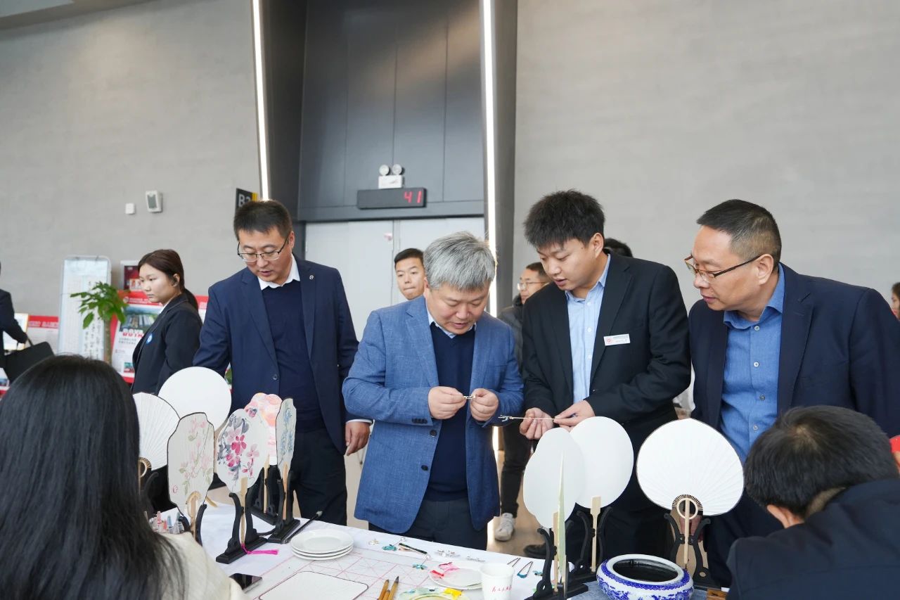 我校师生代表参加西安市2024年职业院校技能大赛开幕式