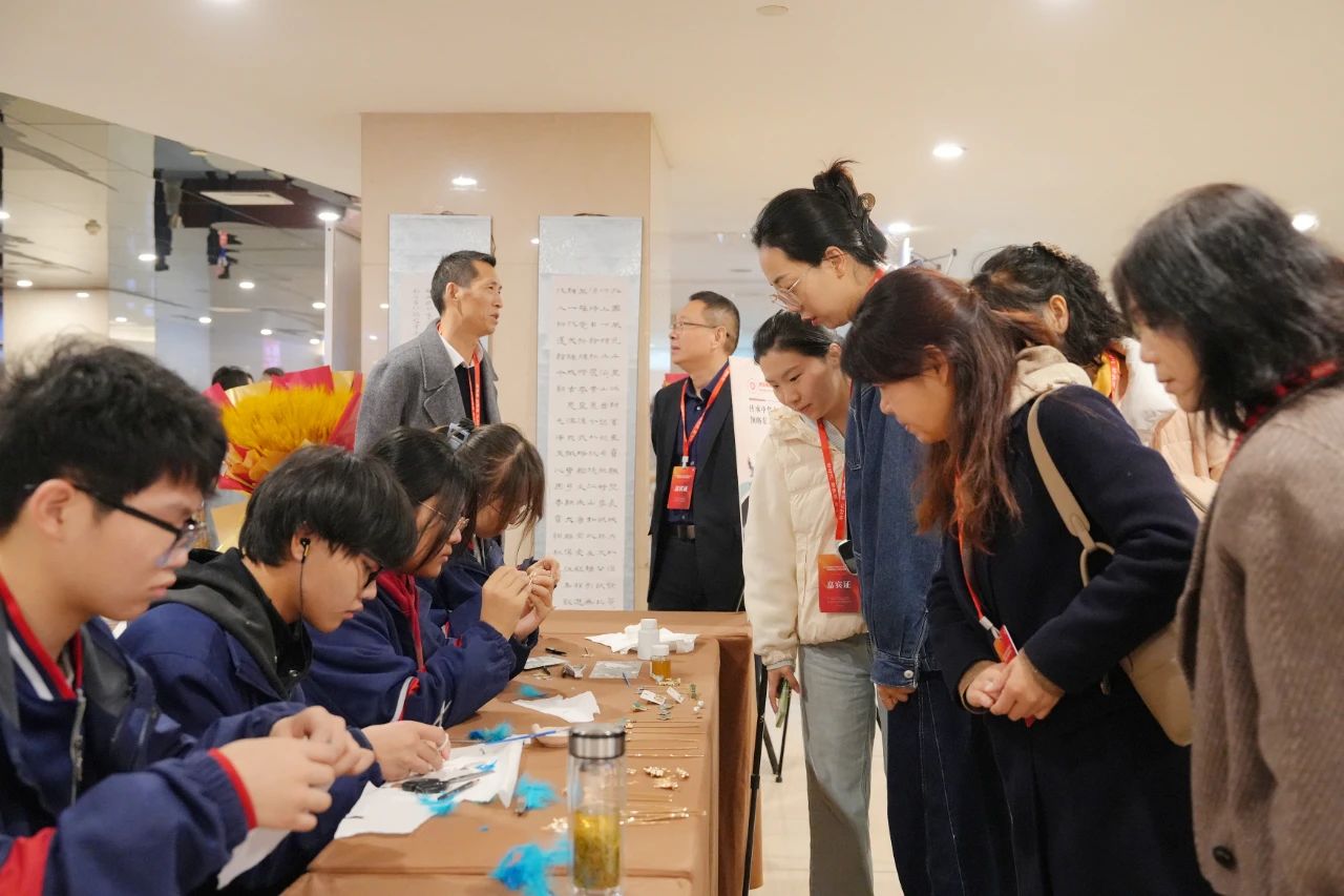 弘扬教育家精神 彰显博雅风彩丨张胜强校长荣获2024弘扬教育家精神感动教育人物！