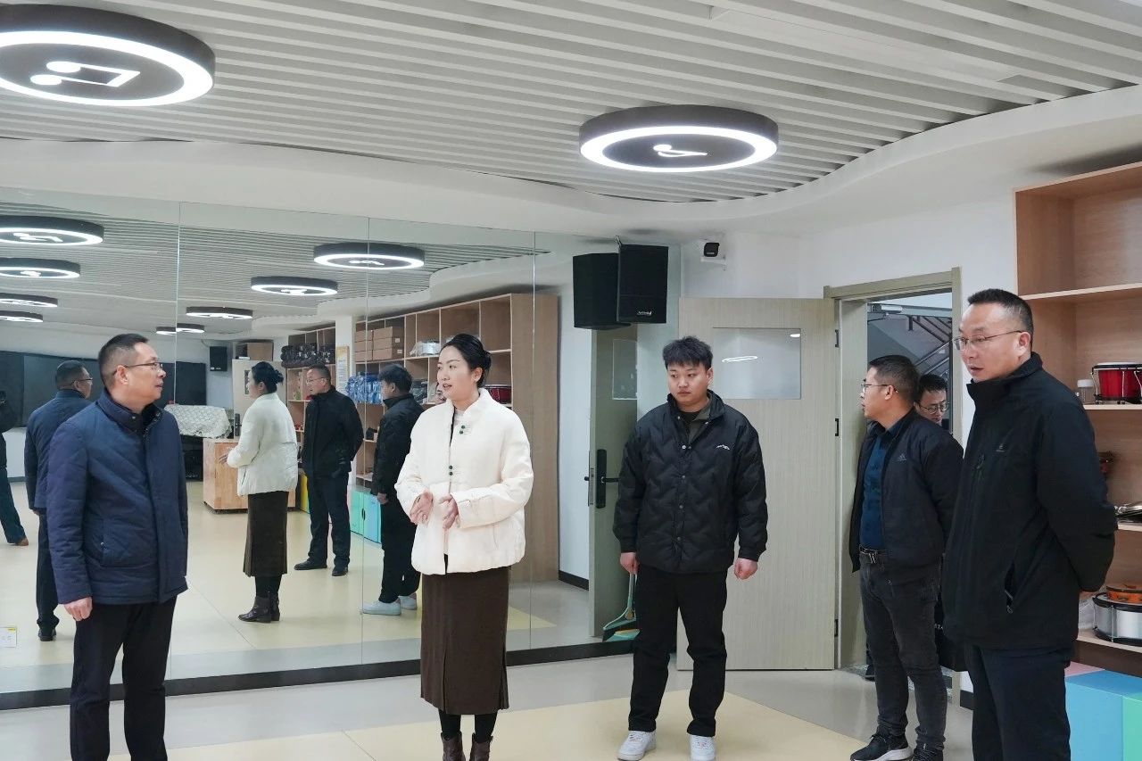 启航新程 共绘蓝图 | 西安铁路职业技术学院授予我校“优秀生源基地”称号