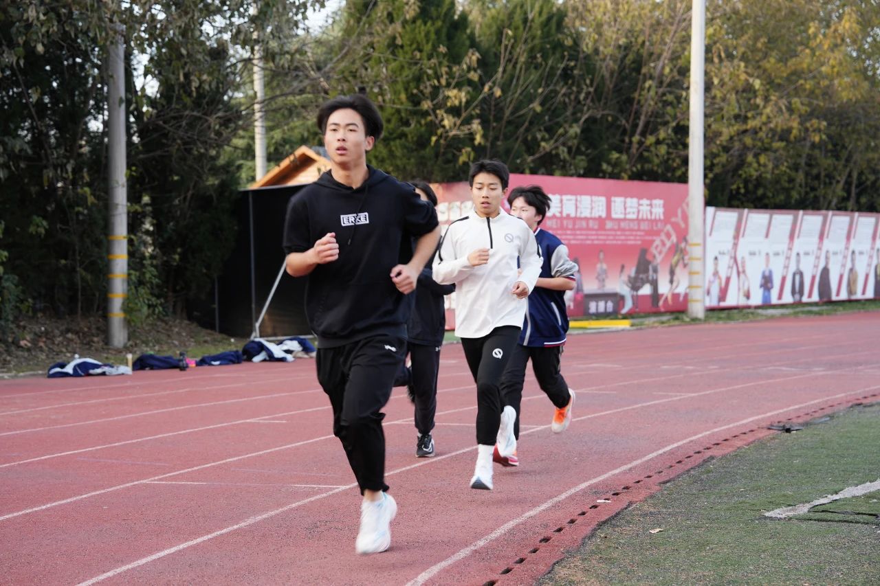 月考质量检测进行时 | 为你努力进步的样子，点赞！