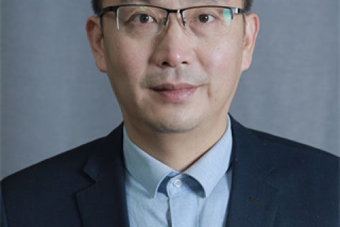 行政副校长：赵伟