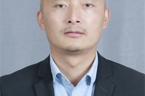 班主任：薛凡