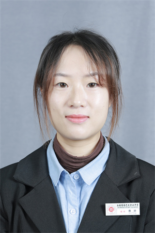 地理教师 张赢娥