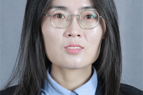 英语教师：韦婷