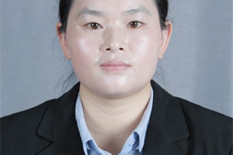 语文教师：李萍