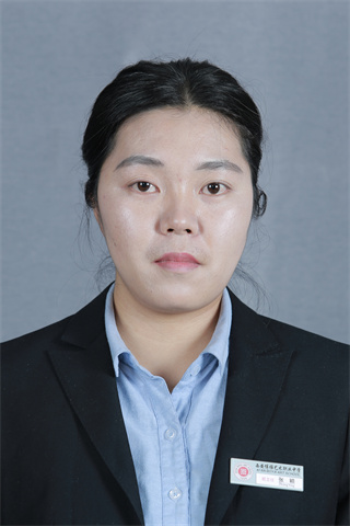 语文教师：叶绿茵