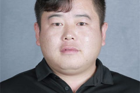 体育教师：王武辉