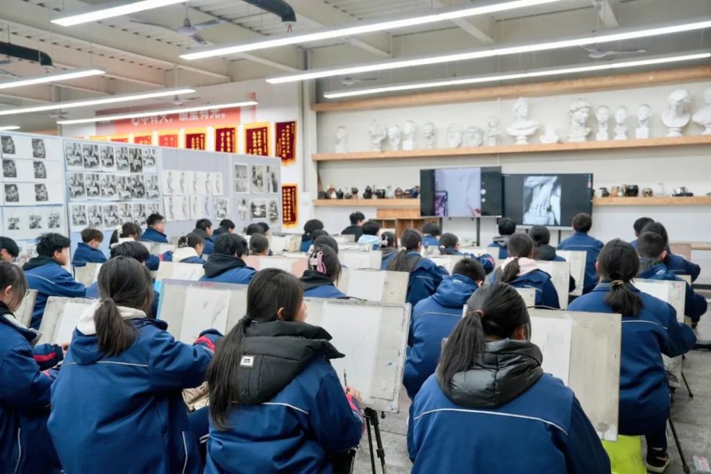 西安博雅艺术职业高中美术绘画专业介绍