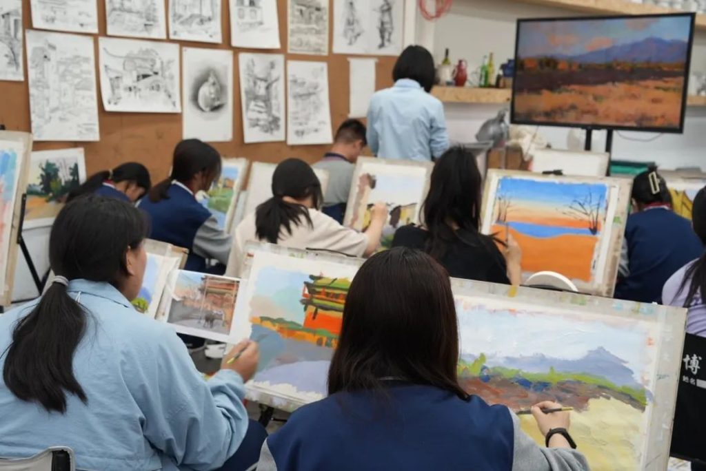 西安博雅艺术职业高中美术绘画专业介绍
