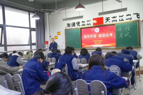 直击现场！博雅学子三月月考