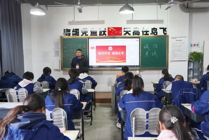 直击现场！博雅学子三月月考