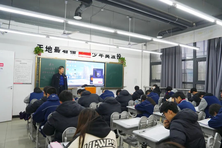 直击现场！博雅学子三月月考