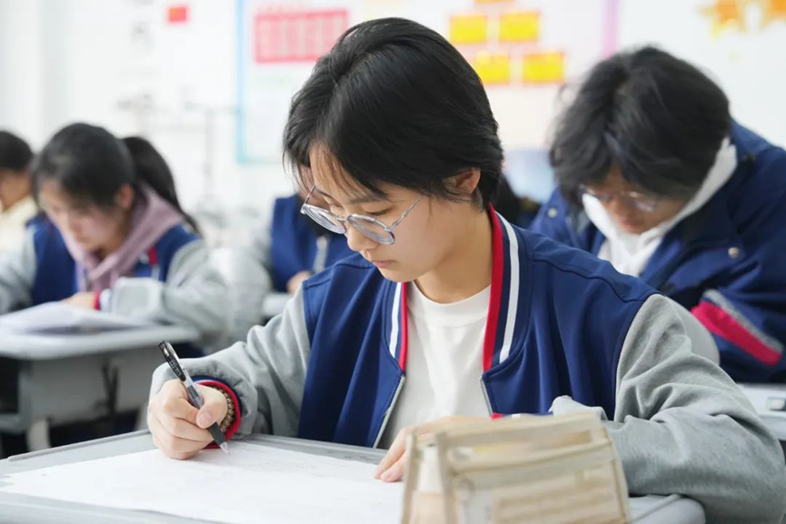 直击现场！博雅学子三月月考