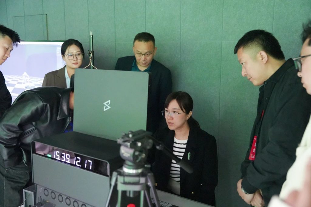 西安邮电大学数字艺术学院授予西安博雅艺术职业高中“人才对接合作单位”