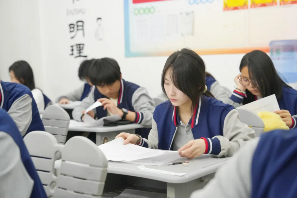 同学们，是时候展现真正的实力了！