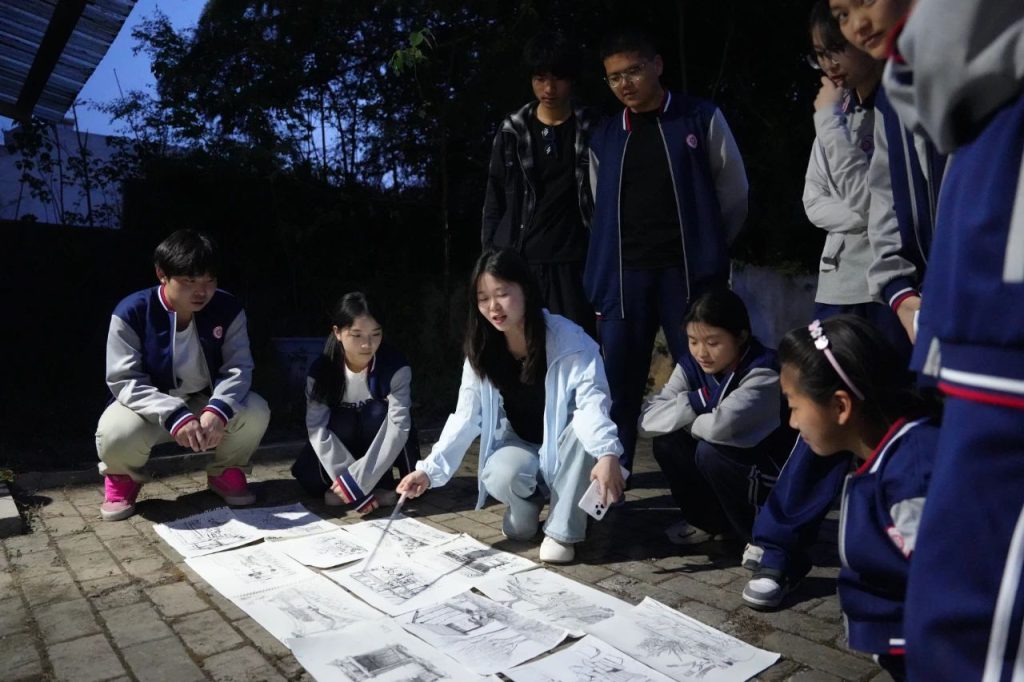 【启程秦岭·寻迹乡野】​——西安博雅艺术职业高中写生首日纪实：以自然为师，定格秦岭印象