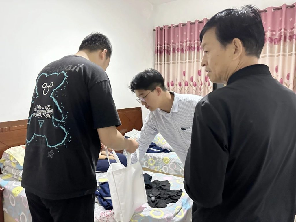 【启程秦岭·寻迹乡野】​——西安博雅艺术职业高中写生首日纪实：以自然为师，定格秦岭印象