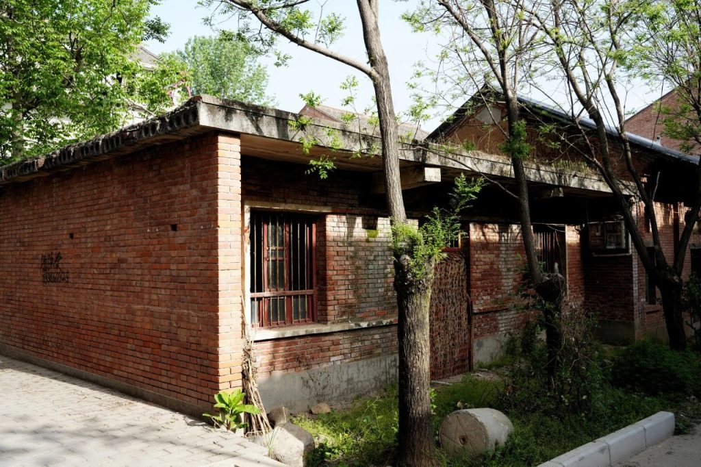 【寻色秦岭·艺文共生】​——写生日记：在鲍旗寨的晨雾暮霭中捕捉乡土美学基因