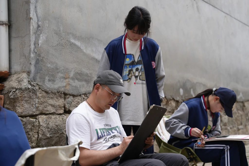 【美育留痕·乡野回响】——收官：四天的秦岭写生之旅，绘就青春与艺术的共生答卷