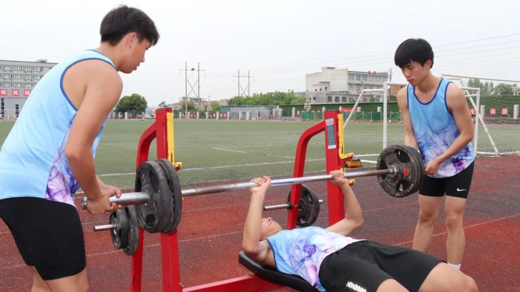 市运动会上喜讯频传，为博雅学子点赞！