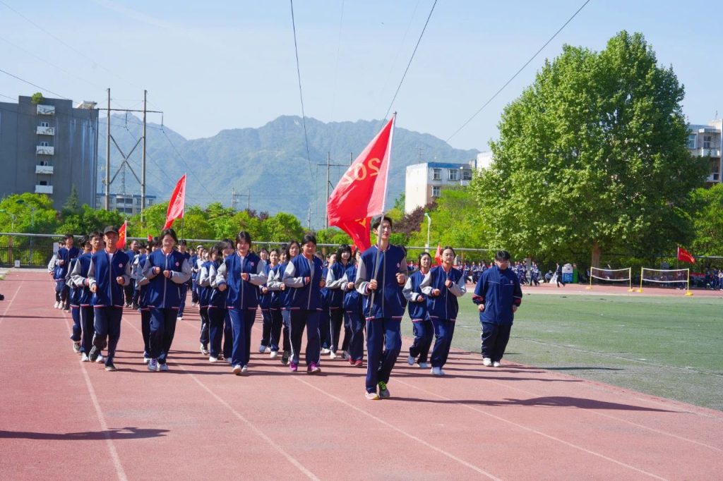 青春与梦想共舞，西安博雅艺术职业高中校园运动会盛大开幕！
