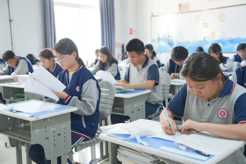 析学情·明方向·促成长 | 西安博雅艺术职业高中2024-2025学年第二学期5月份质量检测