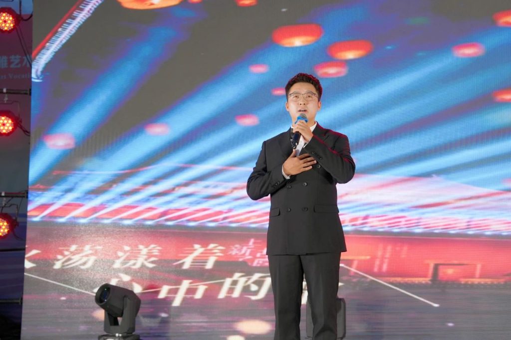 震撼！温暖！感动！青春！职教活动周展演暨2025届毕业晚会
