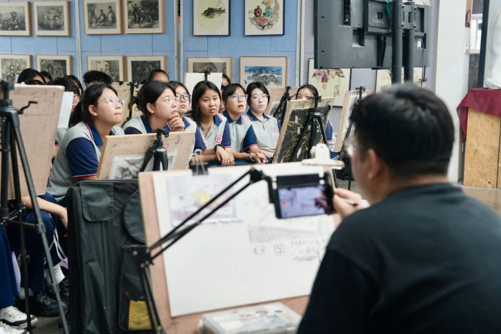 技能绽放 文化铸魂 | 西安博雅艺术职业高中市级技能大赛创佳绩，文化课教学助力学生全面发展