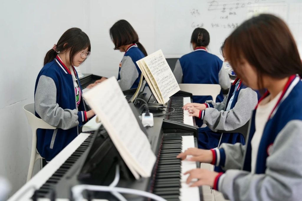 技能绽放 文化铸魂 | 西安博雅艺术职业高中市级技能大赛创佳绩，文化课教学助力学生全面发展