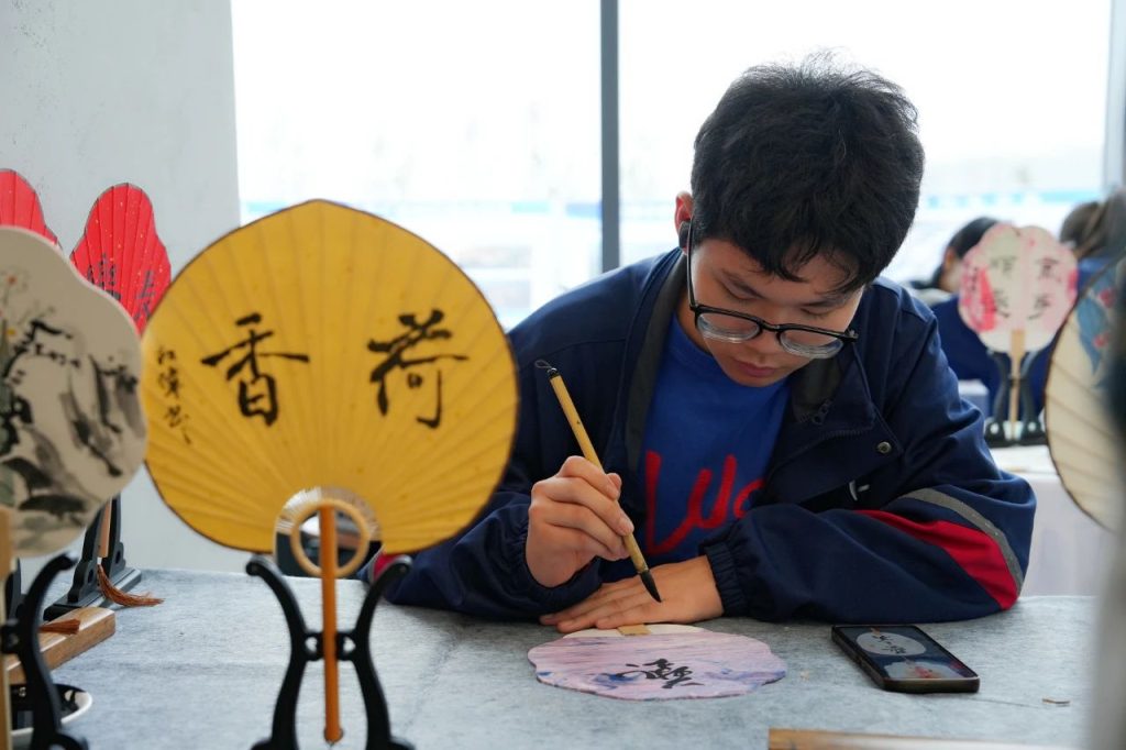 技能绽放 文化铸魂 | 西安博雅艺术职业高中市级技能大赛创佳绩，文化课教学助力学生全面发展