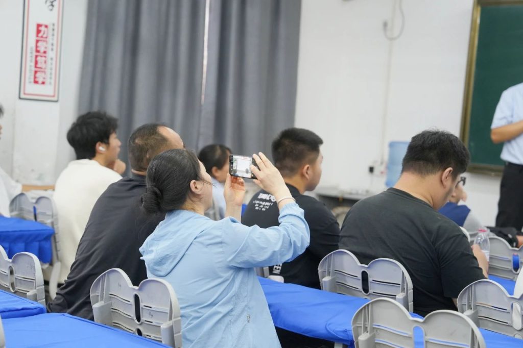 志愿填报太烧脑？这场指导会教你“用好每一分”
