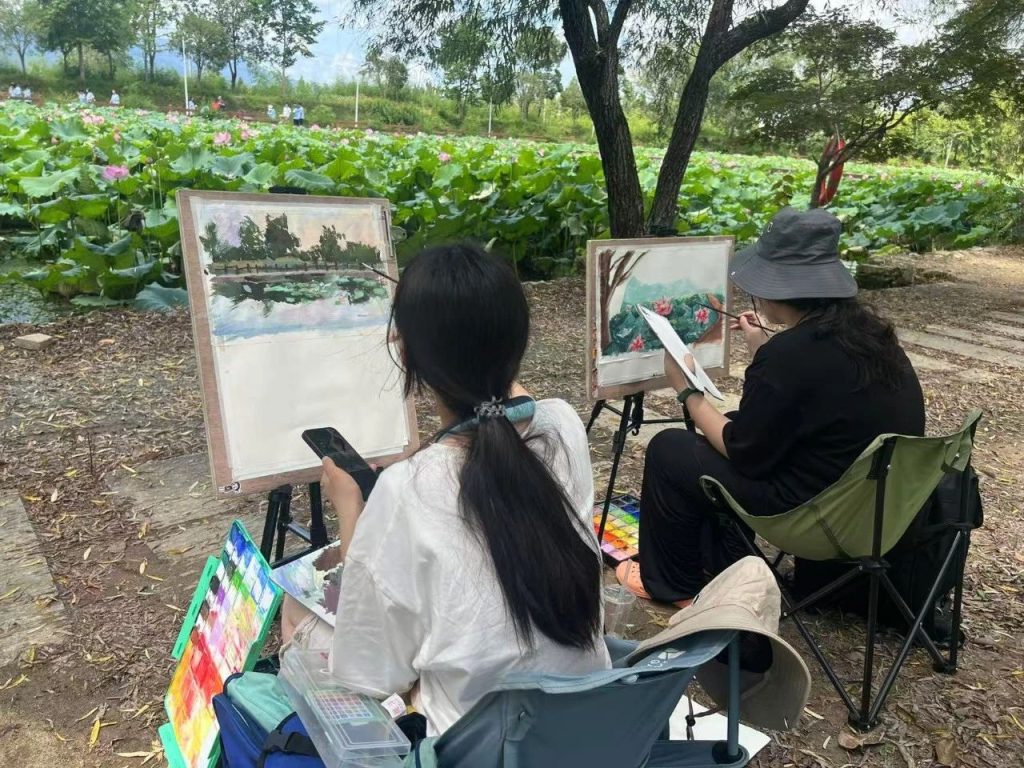笔底烟霞渐次开 古村写生见真章 | 西安博雅艺术职业高中赴皖南“研学写生”之旅（二）