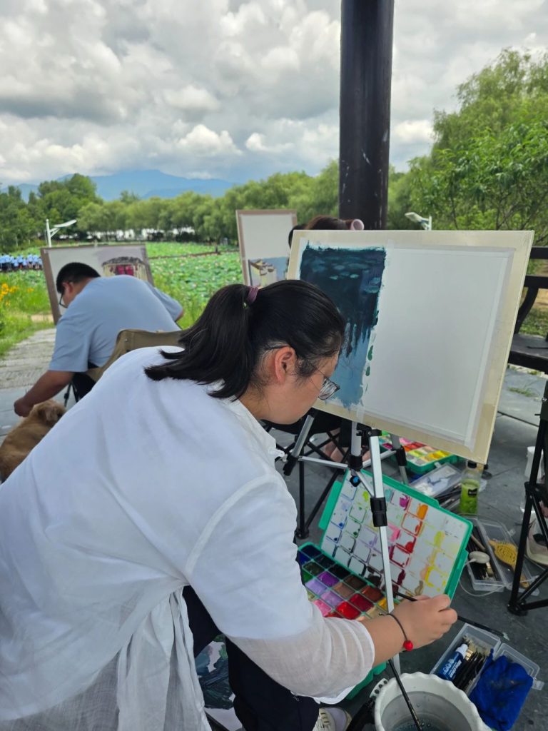 笔底烟霞渐次开 古村写生见真章 | 西安博雅艺术职业高中赴皖南“研学写生”之旅（二）