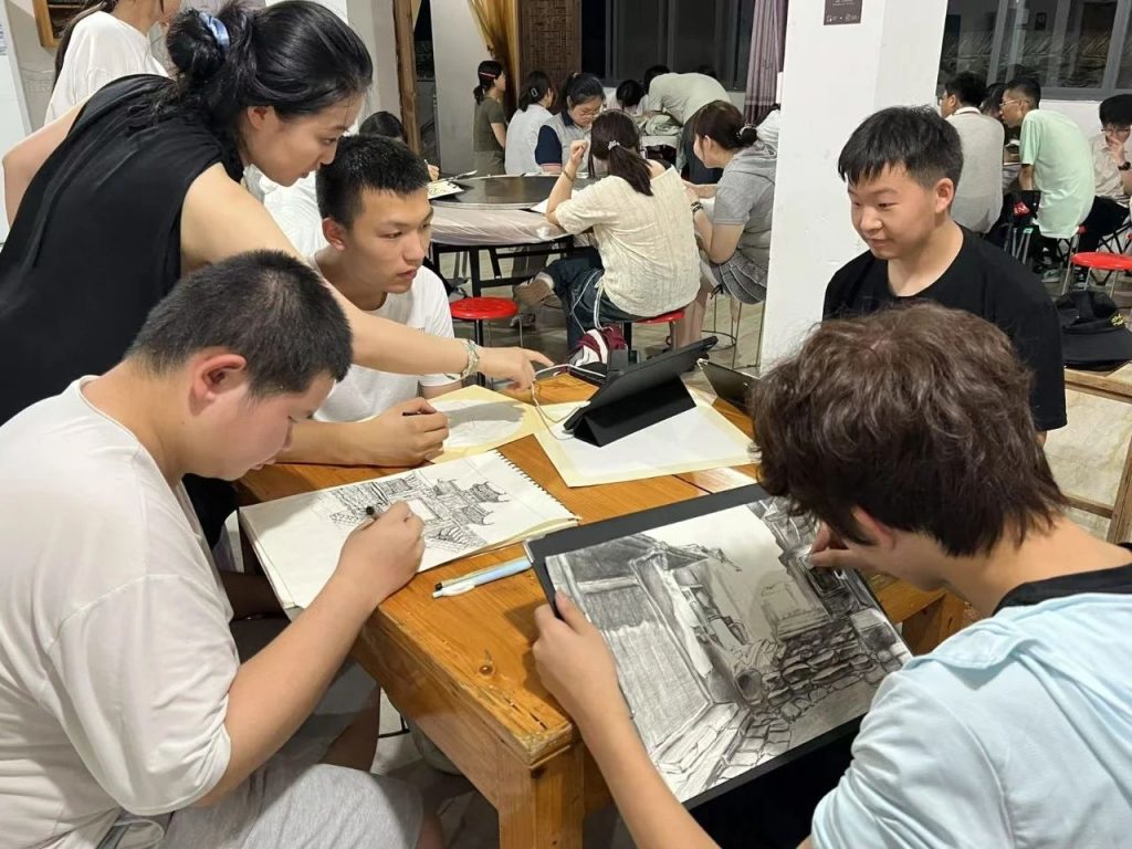 笔底烟霞渐次开 古村写生见真章 | 西安博雅艺术职业高中赴皖南“研学写生”之旅（二）