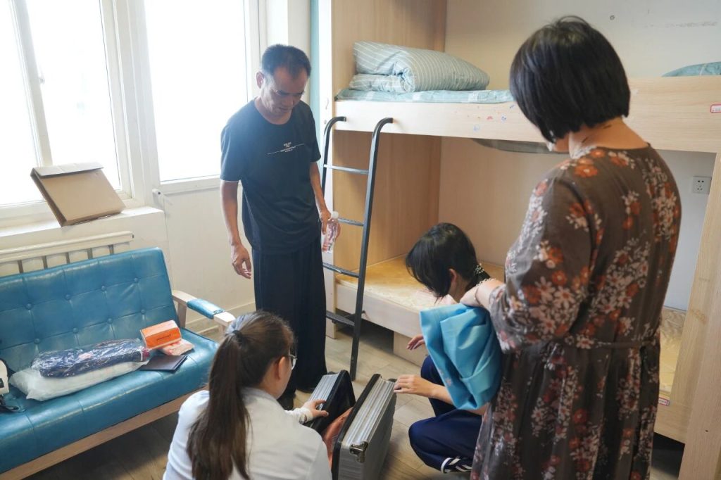 西安博雅艺术职业高中的开学叙事诗：老生笔记上的续写，新生书包里的期待