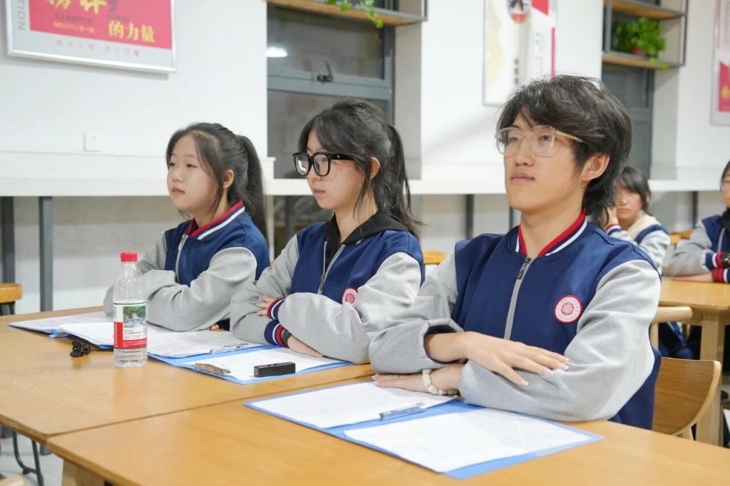 "祖国在我心中"！西安博雅艺术职业高中学子用演讲点燃爱国热血