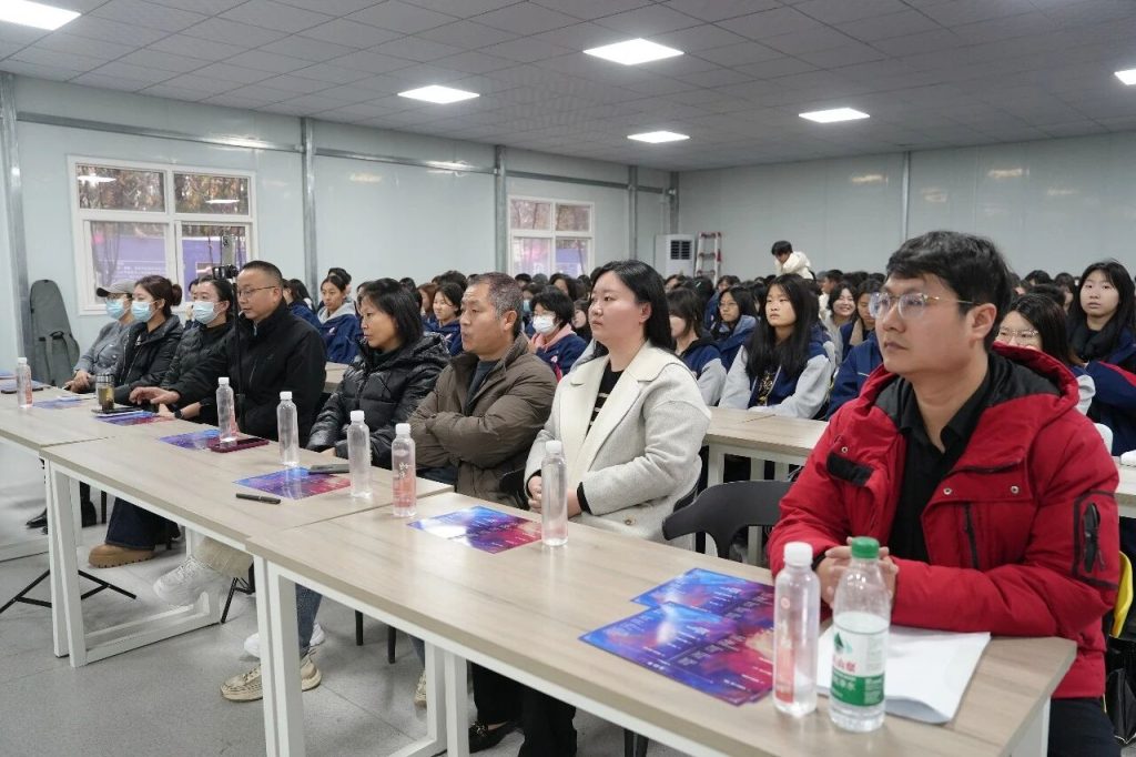 当专业遇见热爱!这场音乐会,音你而来,燃爆全场!