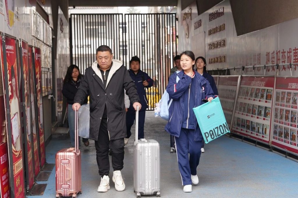 春启新程 逐梦远航 | 西安博雅艺术职业高中2026年春季学期开学报到工作有序进行