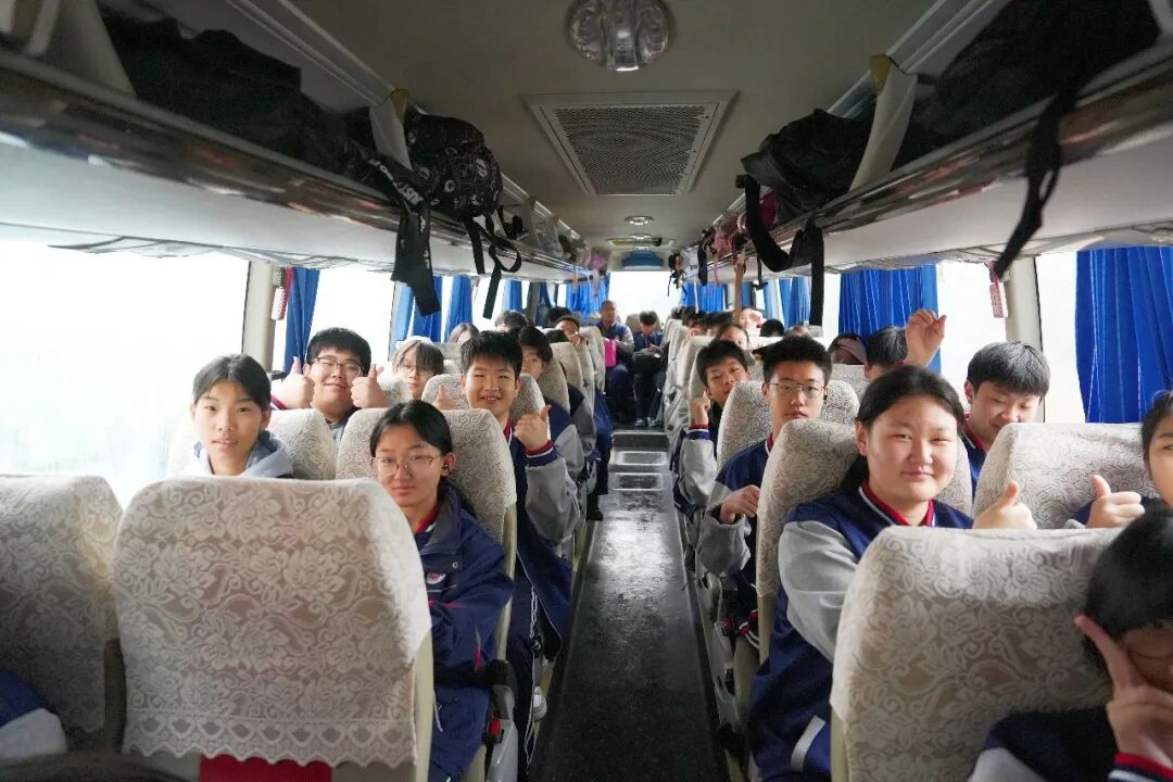 【笔墨初启，艺绘华岳】西安博雅艺术职业高中赴华阴写生首篇：西岳寻迹