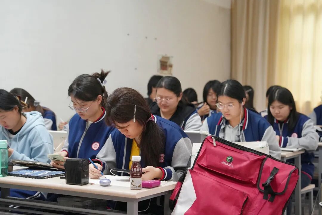 【笔墨初启，艺绘华岳】西安博雅艺术职业高中赴华阴写生首篇：西岳寻迹